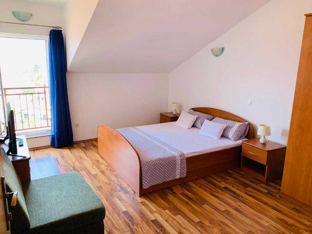 פודגורה Apartman Senka מראה חיצוני תמונה