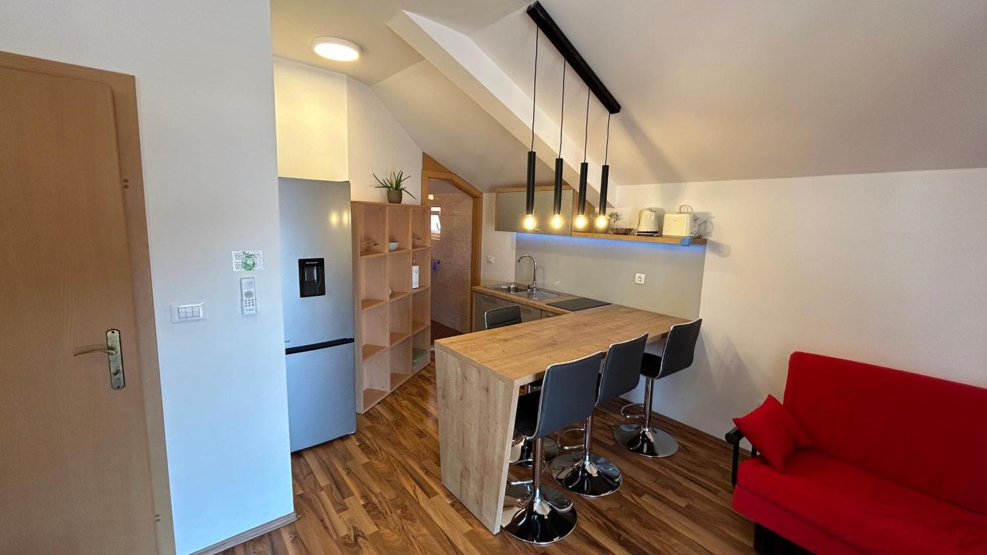 פודגורה Apartman Senka מראה חיצוני תמונה