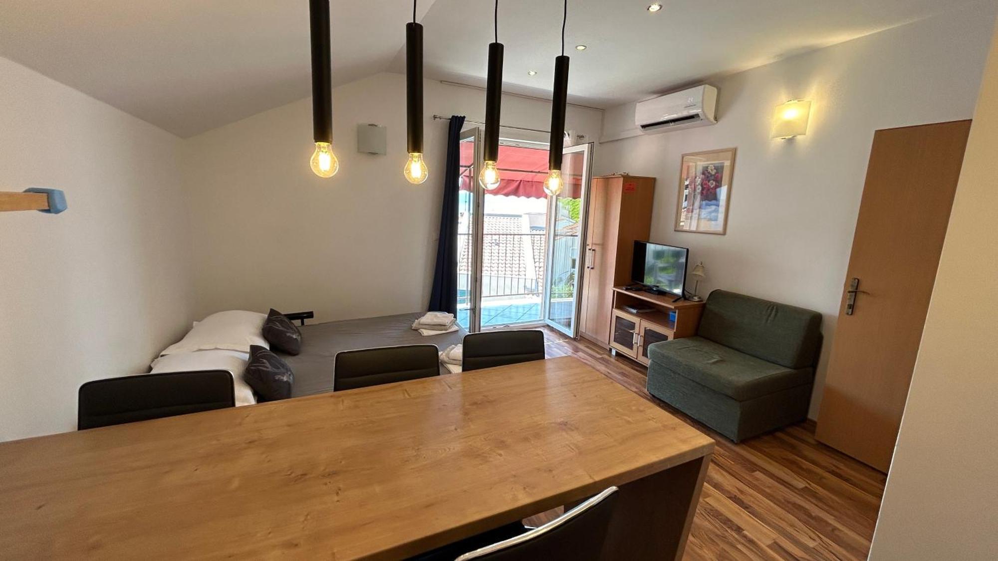 פודגורה Apartman Senka מראה חיצוני תמונה