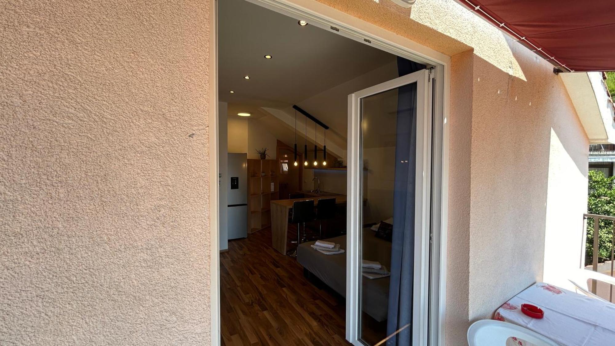 פודגורה Apartman Senka מראה חיצוני תמונה
