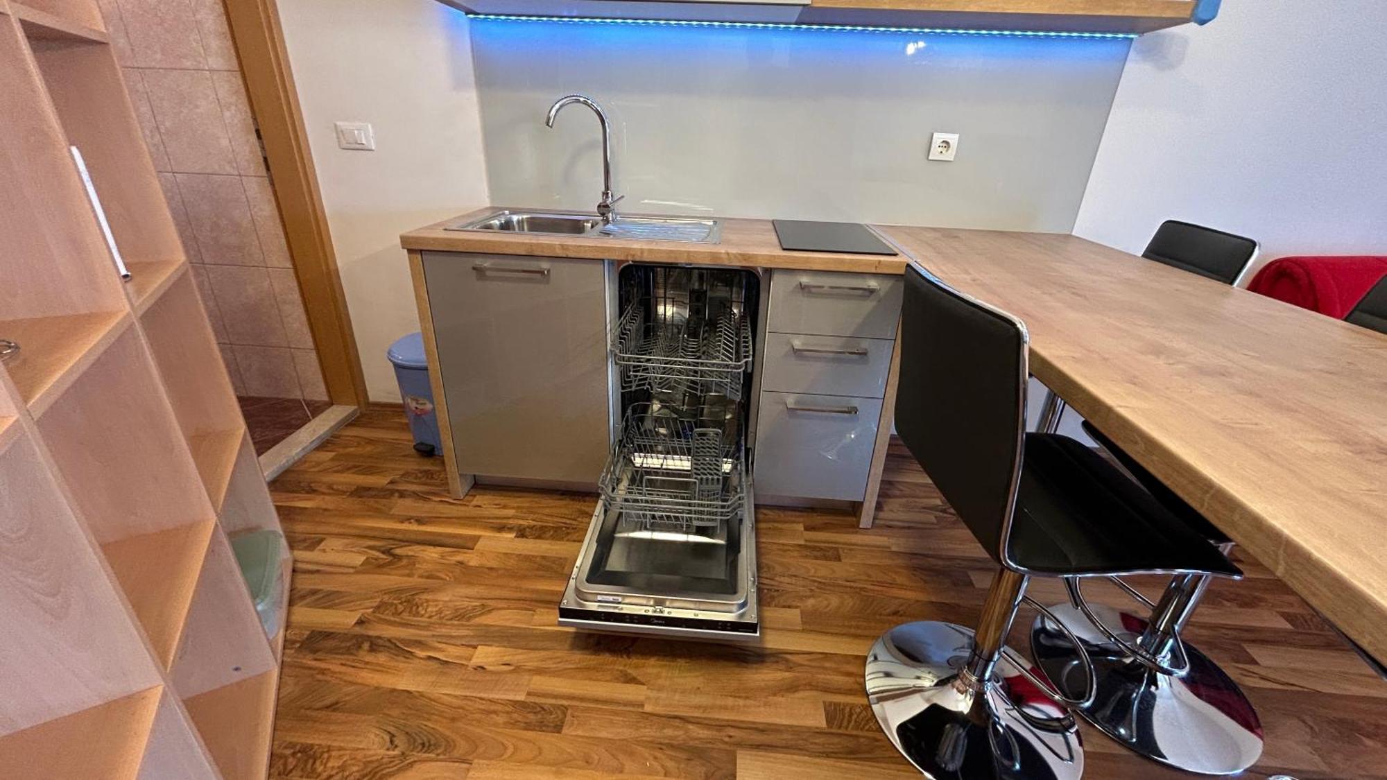 פודגורה Apartman Senka מראה חיצוני תמונה
